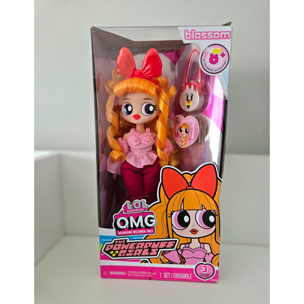 L.O.L. Surprise! O.M.G. Powerpuff Girls Blossom 10in Doll 3pc Accessories